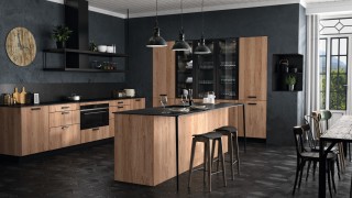 Cuisine équipée façades chêne naturel